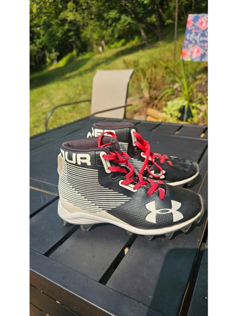 Under armour football cleats size youth 12k
